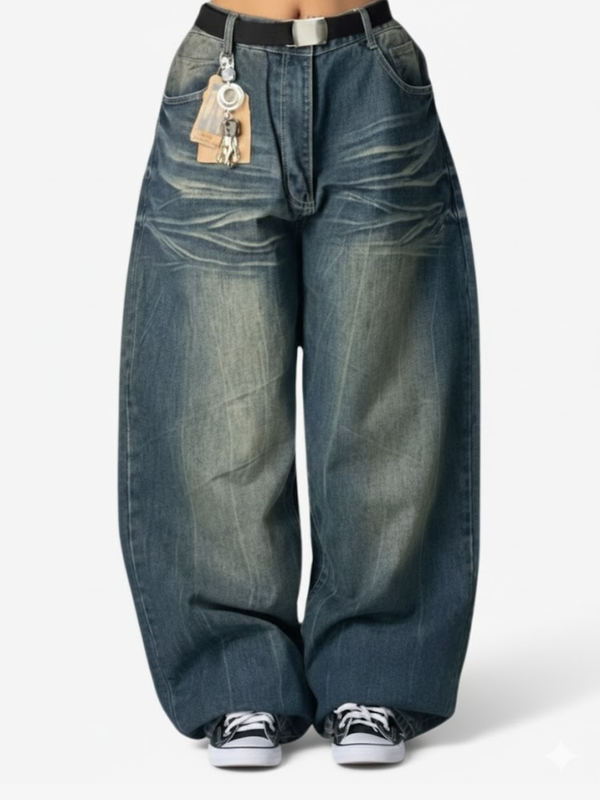 WORN OVERSIZED JEANS