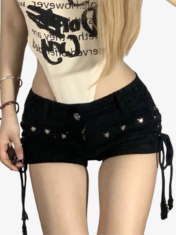RETRO SLIMMING JEAN SHORTS