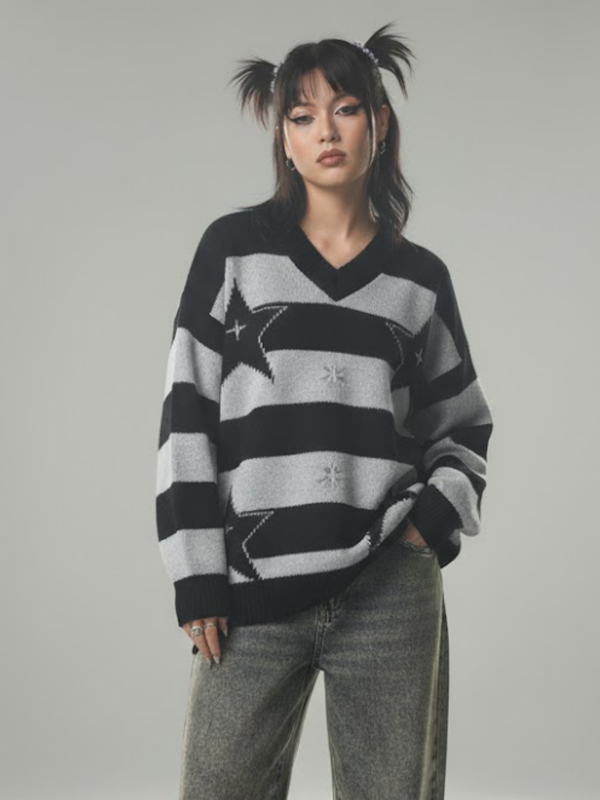 DIAMOND STRIPED SWEATER